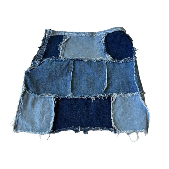 Princess Polly Denim Skirt Size 4 - Picture 1 of 3